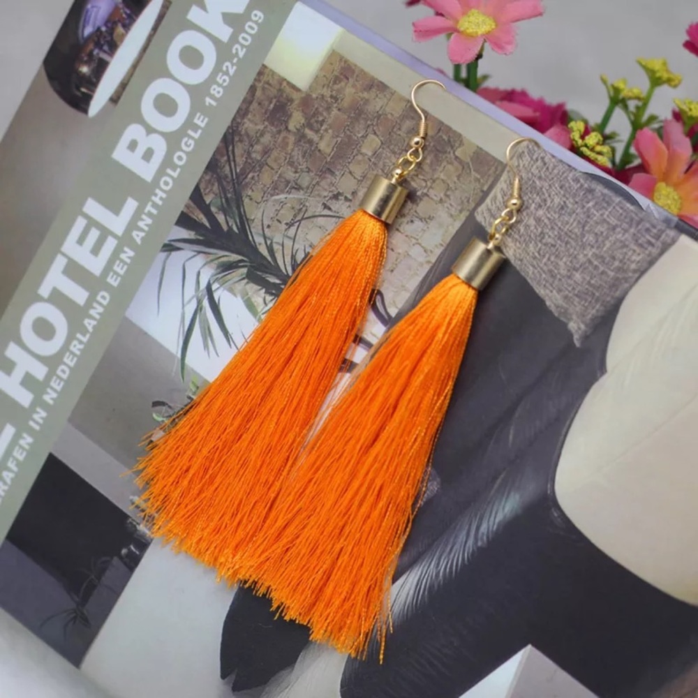 ✨BEST SELLER✨2/$12 ORANGE THREAD TASSEL EARRINGS